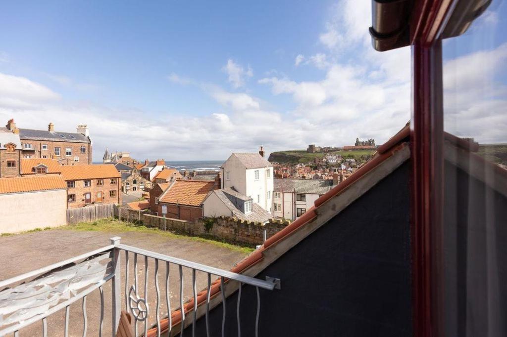 Silver Street Suites Whitby Eksteriør bilde
