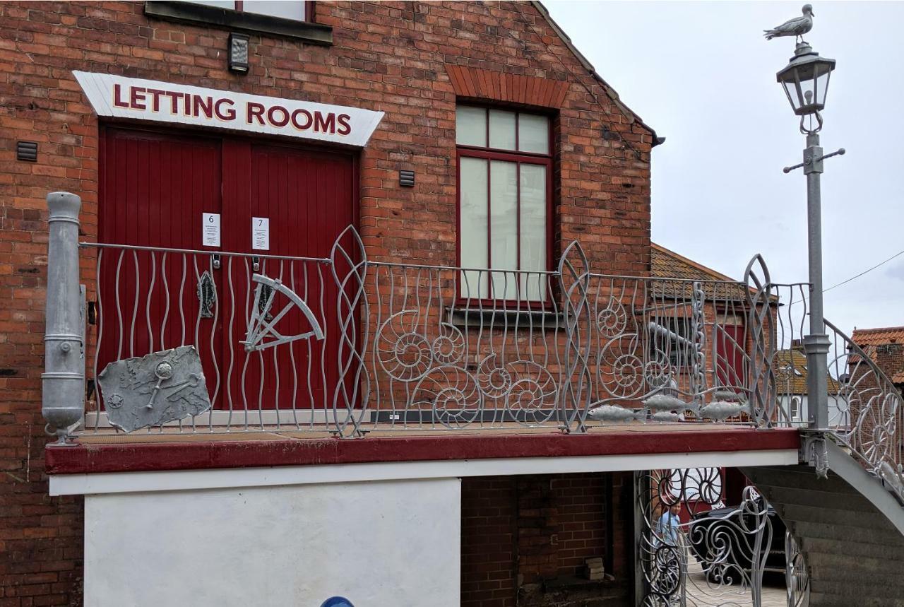 Silver Street Suites Whitby Eksteriør bilde